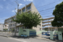 豊中市立第十七中学校